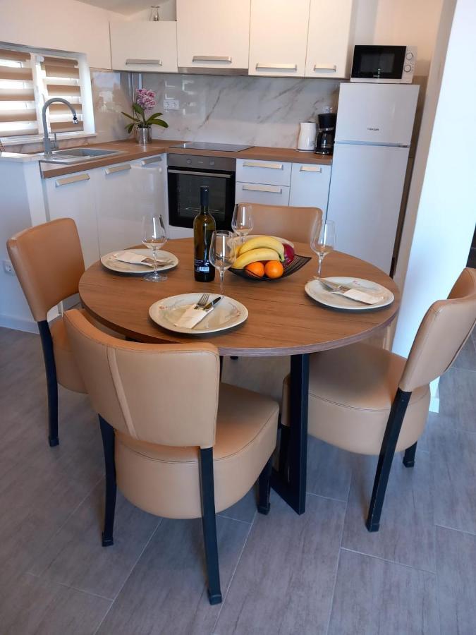 Apartmani Krpeta Pakoštane Exteriér fotografie